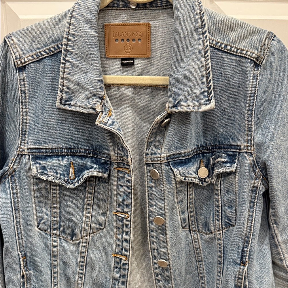 Blank NYC oversized  Blue Denim Jacket - Picture 6 of 7